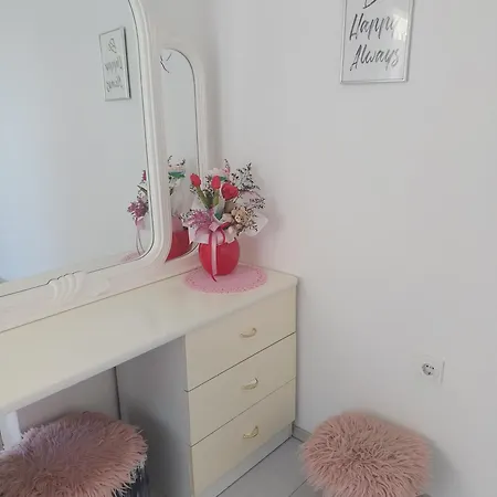 Ivan Apartman *